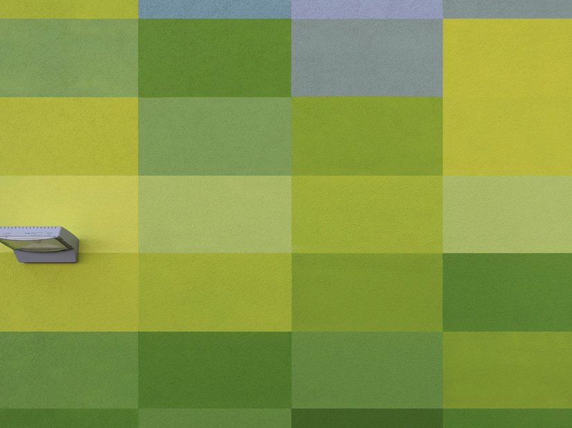 Dai pixel sgranati del motivo di base di un campo di colza in piena fioritura sono nati 3.000 grandi superfici colorate.