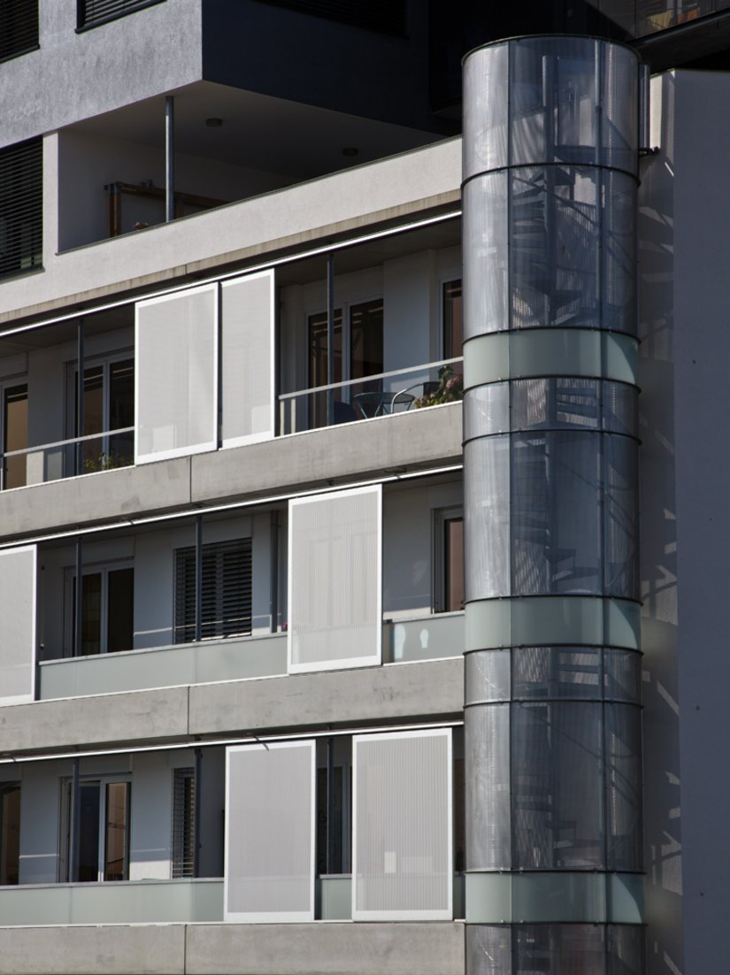 I balconi nelle aree abitative e commerciali offrono una vista magnifica sul verde.