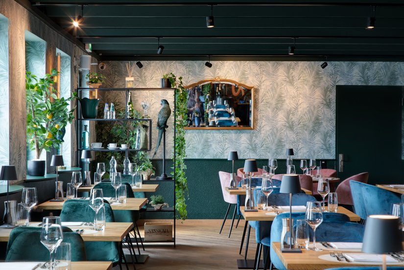 Aria di novità nel nuovo ristorante: il titolare dell'impresa di tinteggiatura, Marco Thommen, ha elaborato un progetto davvero esclusivo per il "Portofino" di Basilea.
