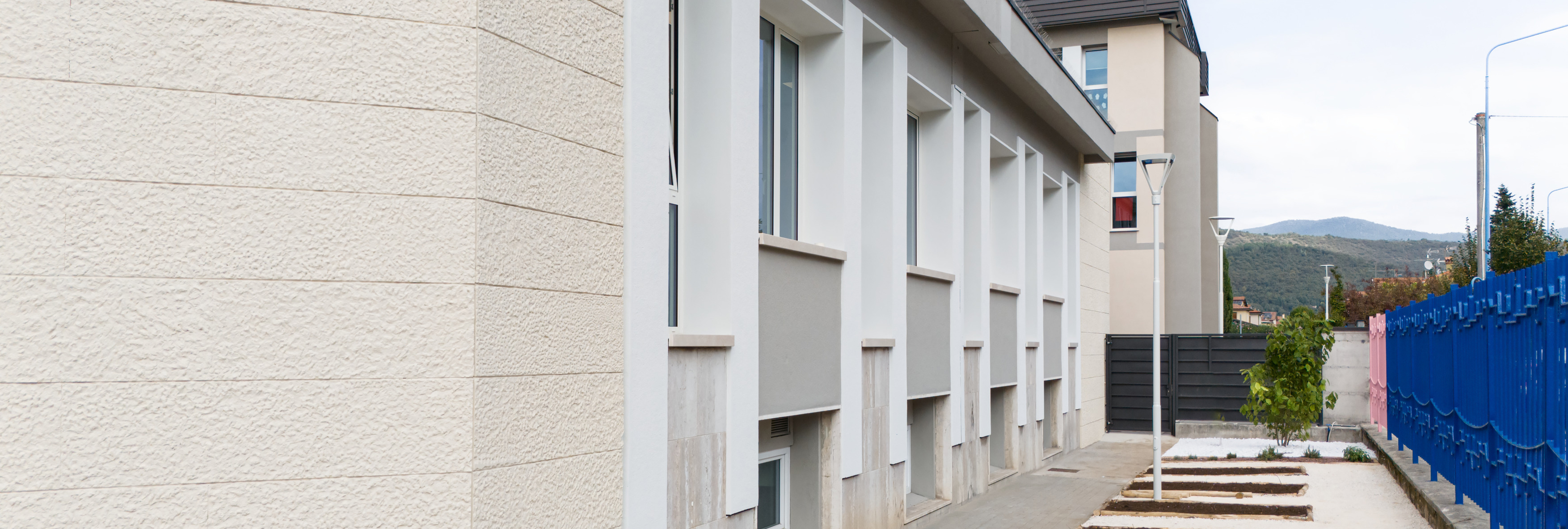 Scuola Little England, Brescia